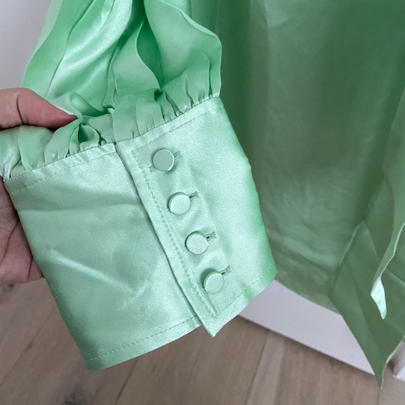 J.Crew Collection 100% Silk Mint Green Blouse S NWT - Picture 4 of 5